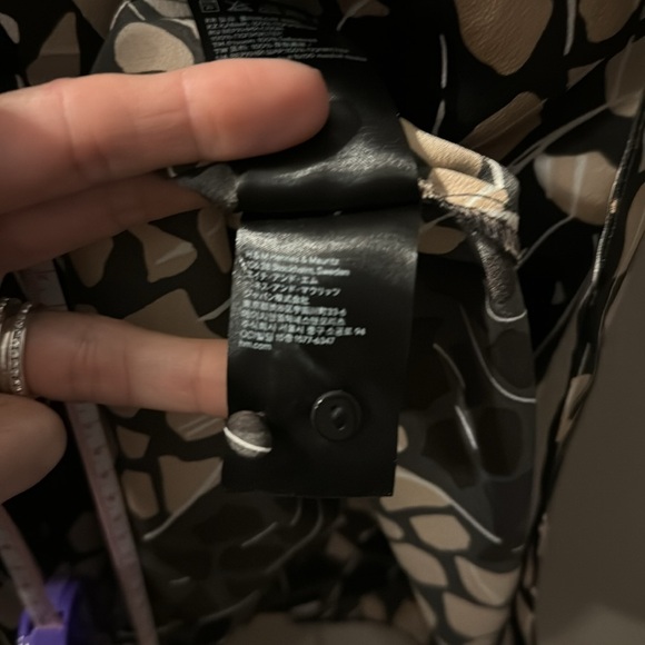 H&M x Richard Allen shirt midi dress nwot - Picture 10 of 10